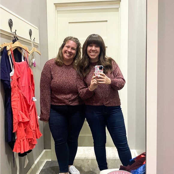 Meet your Posher, Amanda - Picture 3 of 3